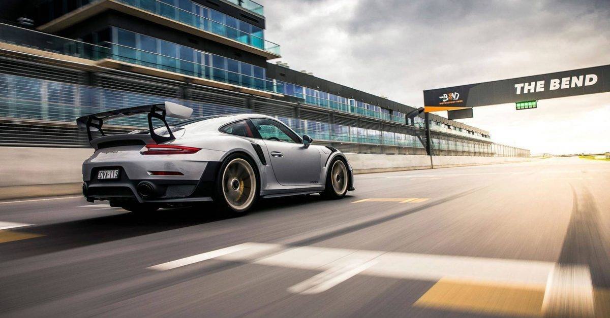10 Essential Things To Bring To A Track Day