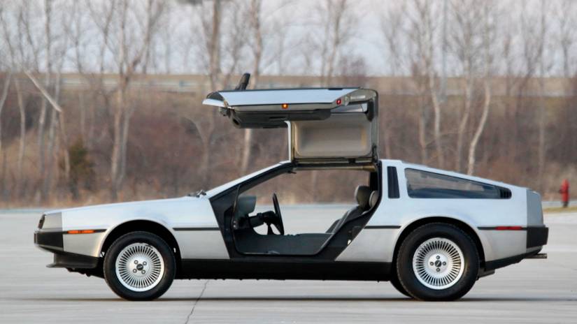10 Defunct Car Brands And Why They Lost The Game