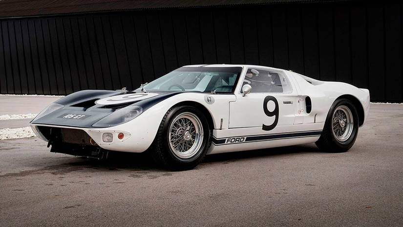 These Legendary '60s Sports Cars Are Still A Sight To Behold