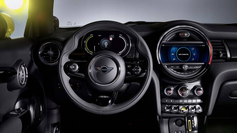 8 Reasons Why We Love The Modern Minis (2 Reasons Why We'd Never Buy One)