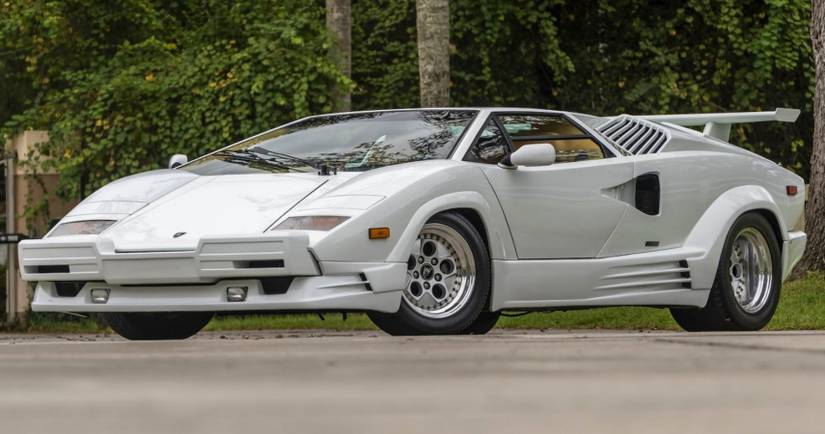 These Classic Sports Cars Are Better Than Their Modern Counterparts