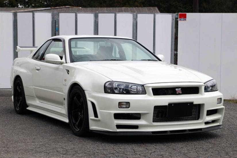 7 Reasons Why The Nissan Skyline GT-R R34 Is Now So Expensive