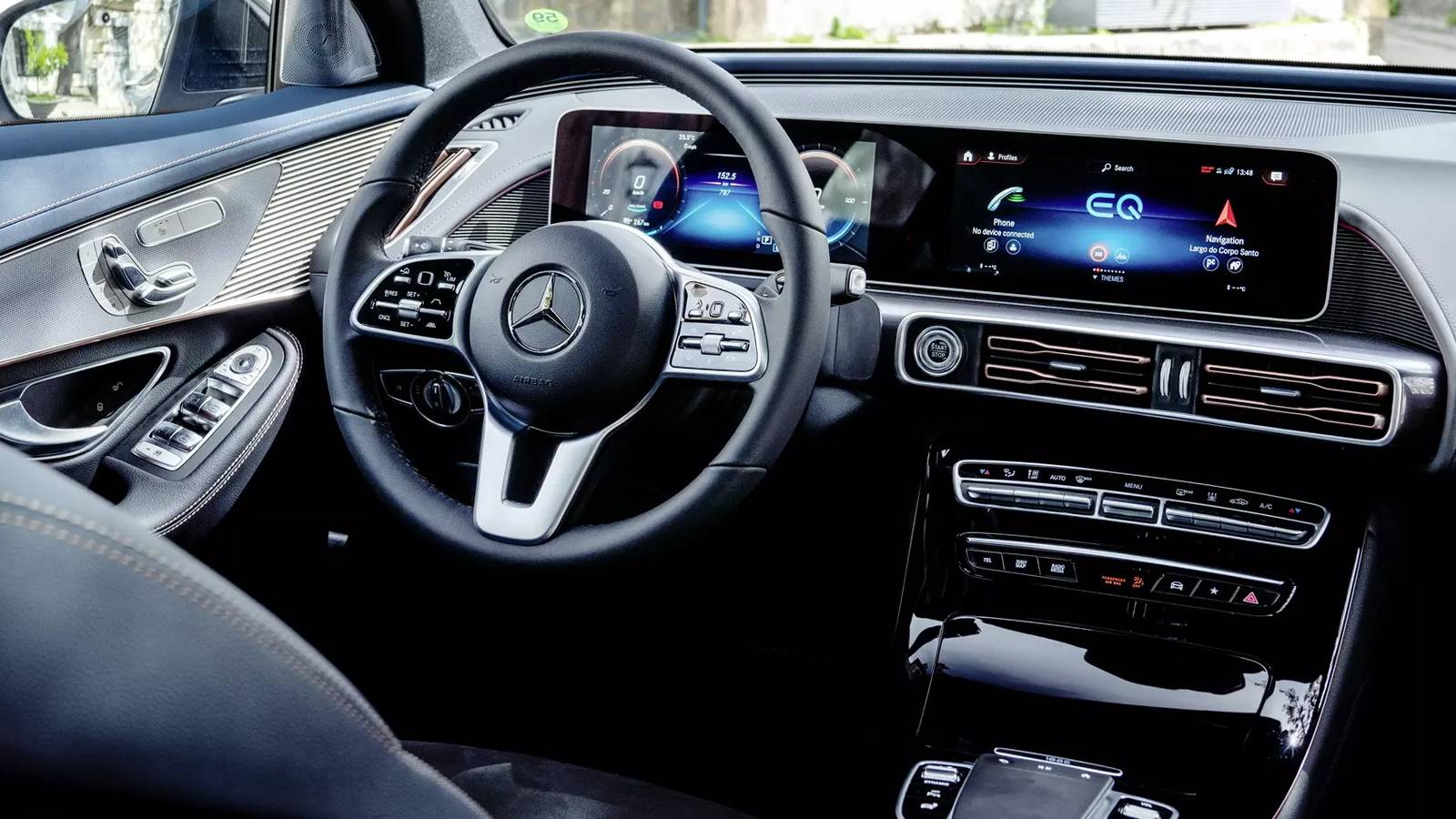 The Mercedes-Benz Voice Assistant Was Asked What She Thinks About Tesla ...