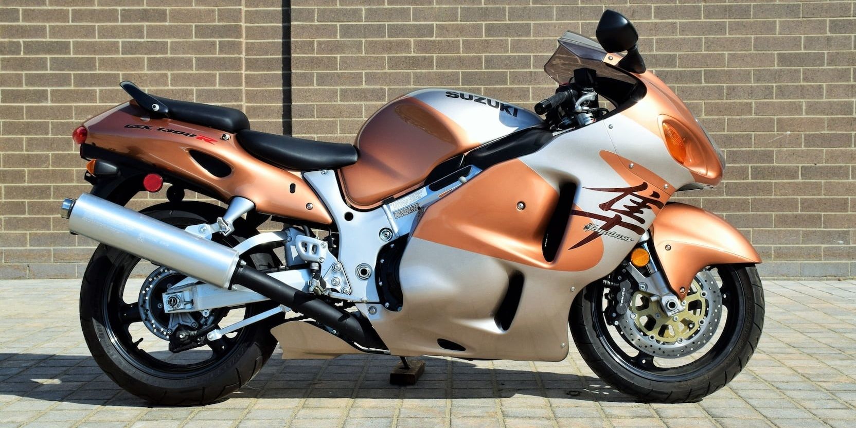 5 Fastest Japanese Motorcycles Of The '90s (And 5 American We'd