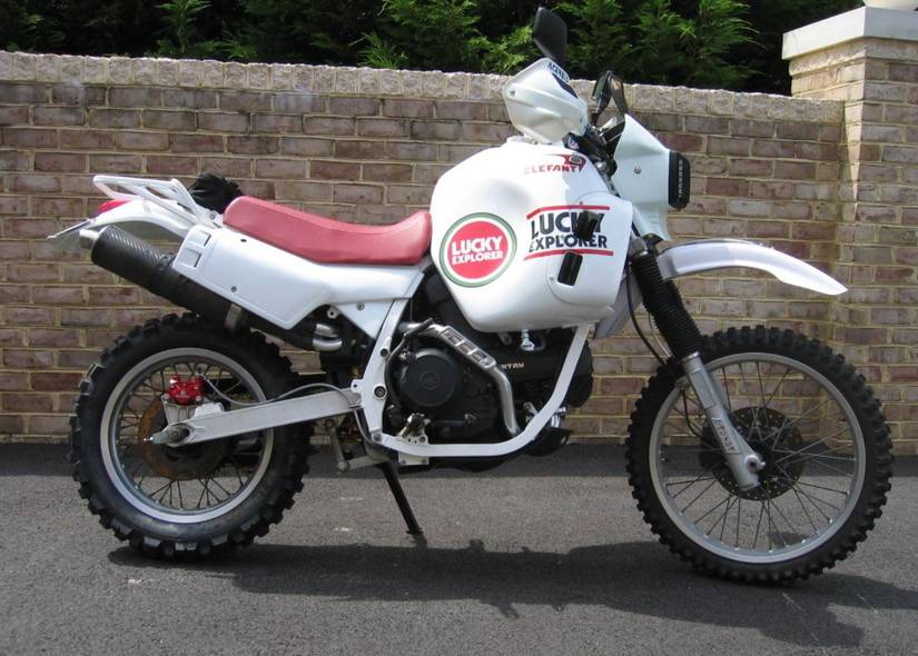Culbuteur A4995 Pour Moteur Cagiva Elefant 900 (modèle 5B, BJ 1993) – Pièce D'occasion D'origine Italie