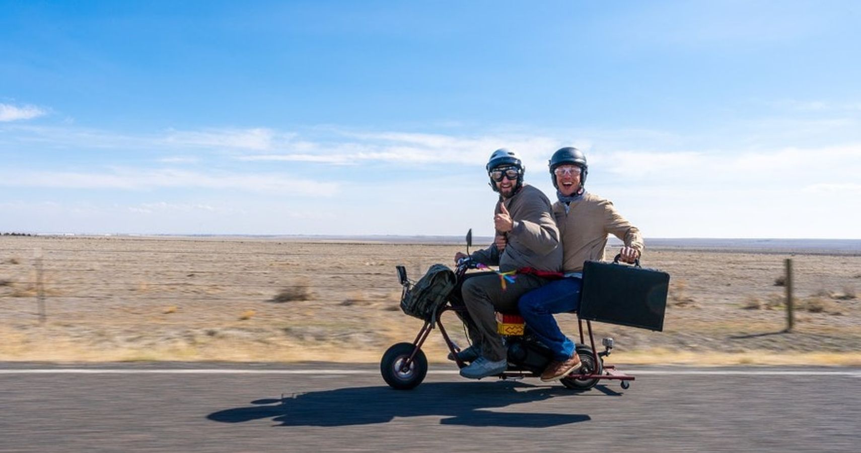 Dumb And Dumber 400-Mile Minibike Trip Recreated By Two Riders