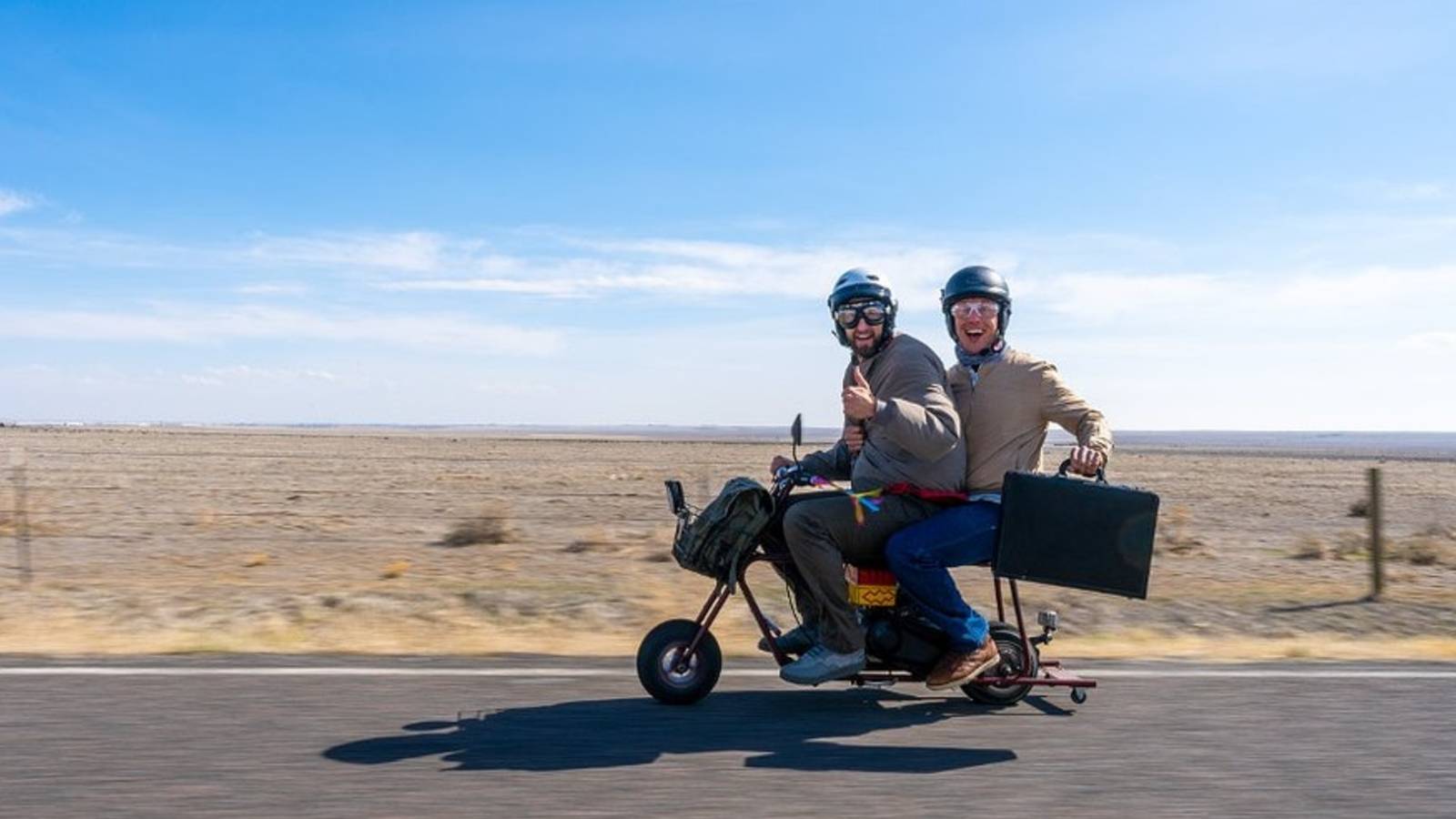 Fast Dumb Rides Dumb And Dumber 400-Mile Minibike Trip Recreated By Two Riders