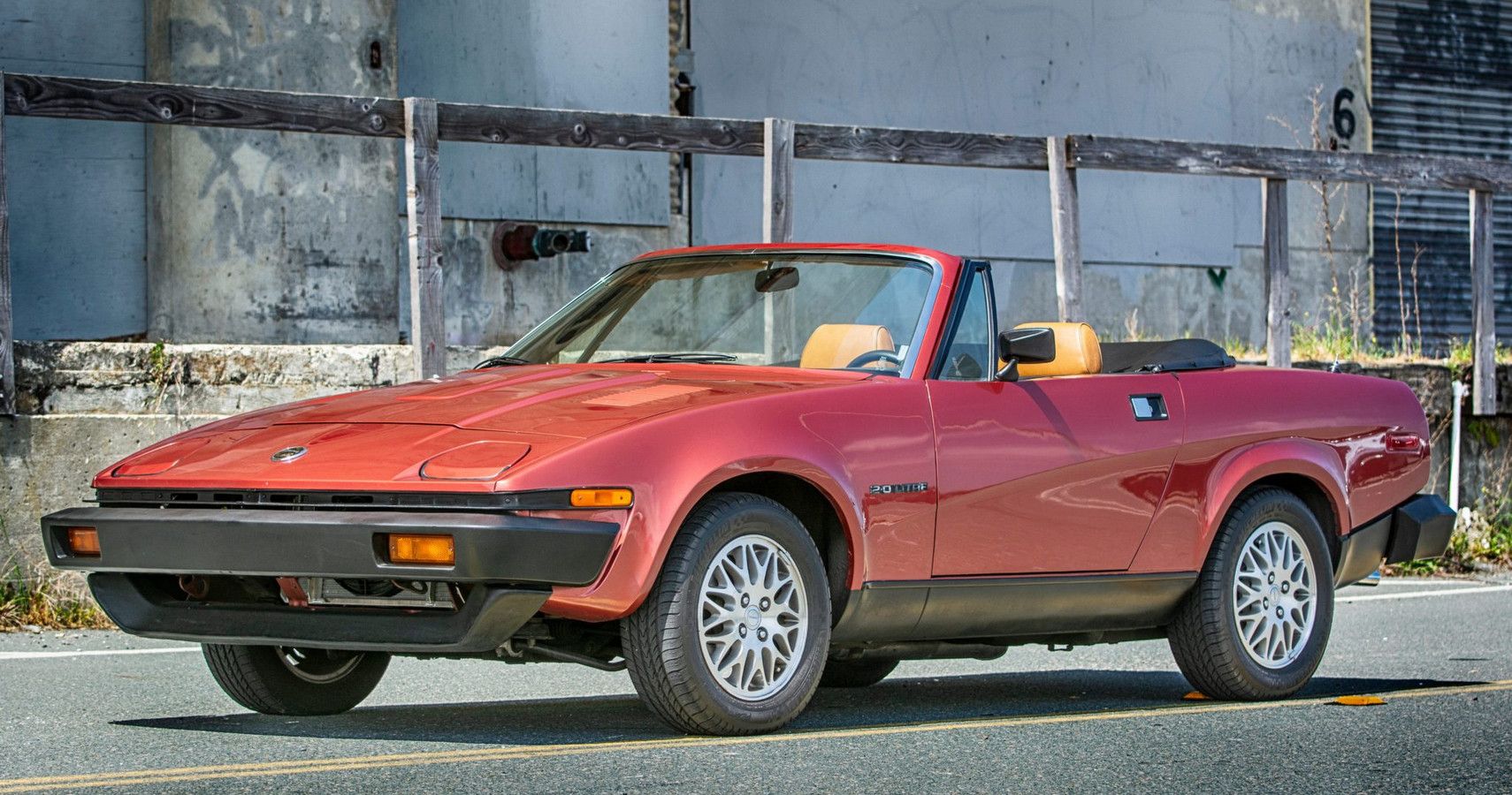 Triumph-TR7-Via-Bring-A-