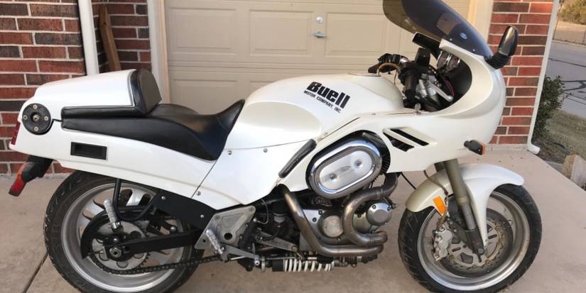 5 Fastest Japanese Motorcycles Of The ’90s (And 5 American We’d Rather Buy)