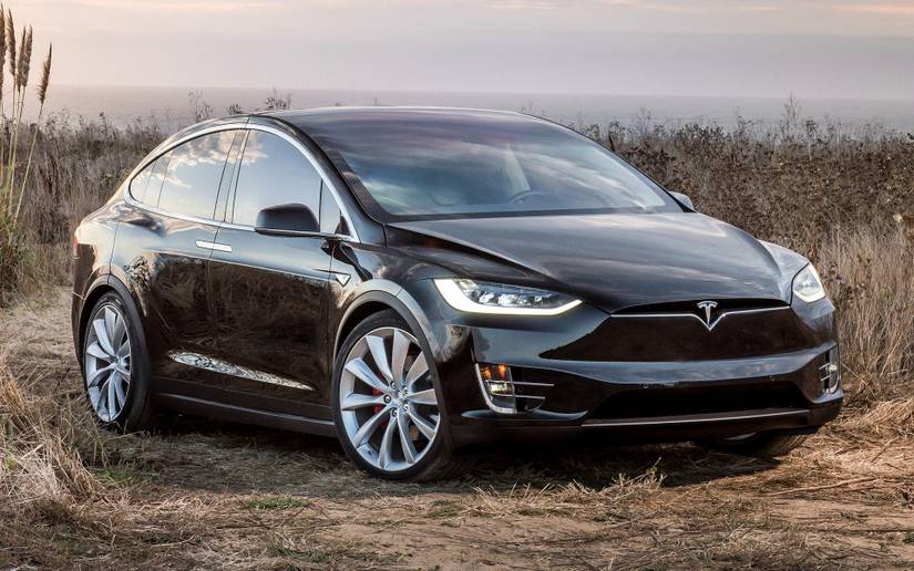 These Are The Coolest Features On The Tesla Model X