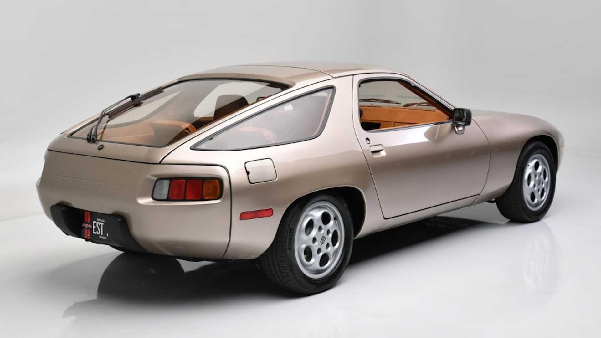 10 Things We Just Learned About The Carbon-Bodied Porsche 928