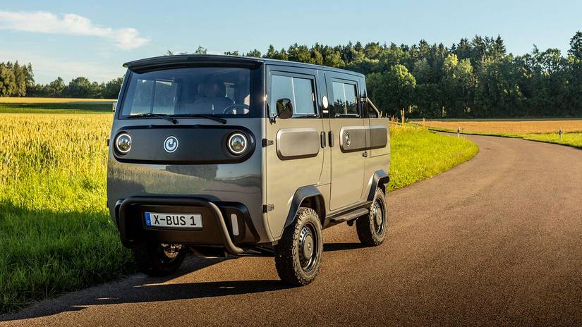 Electric XBUS That Morphs Into Nine Body Styles Now Accepting Reservations