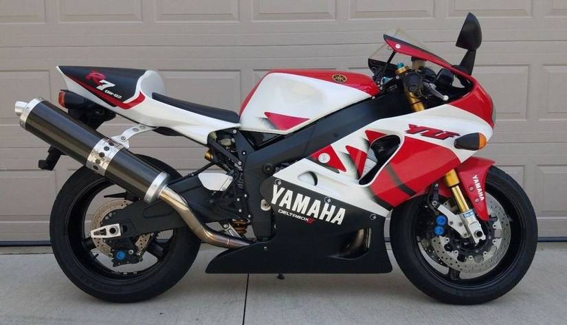 5 Reasons Why We Love The New Yamaha R7 (5 Reasons Why We'd Rather Have ...