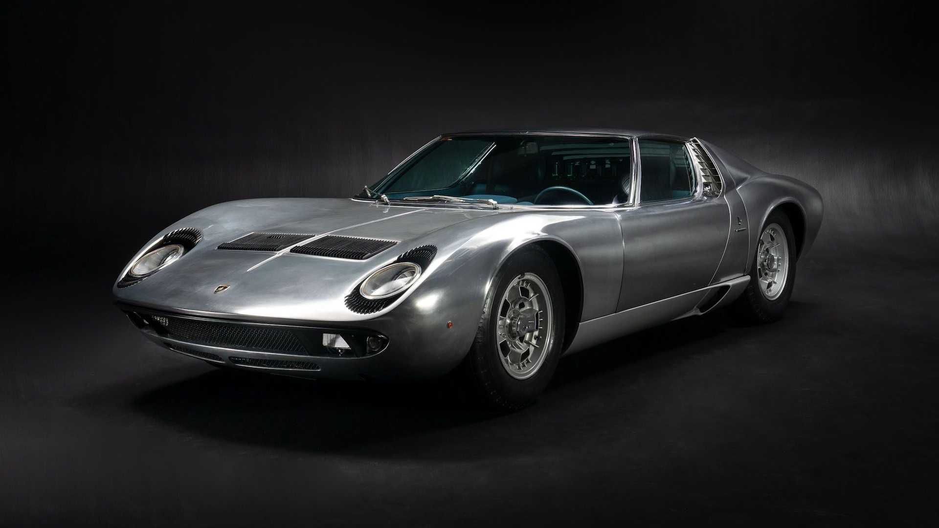A Detailed Look Back At The 1968 Lamborghini Miura P400