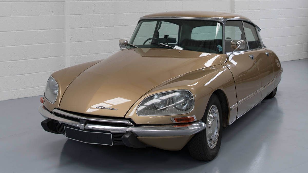 An-Electrogenic-Citroen-DS-In-
