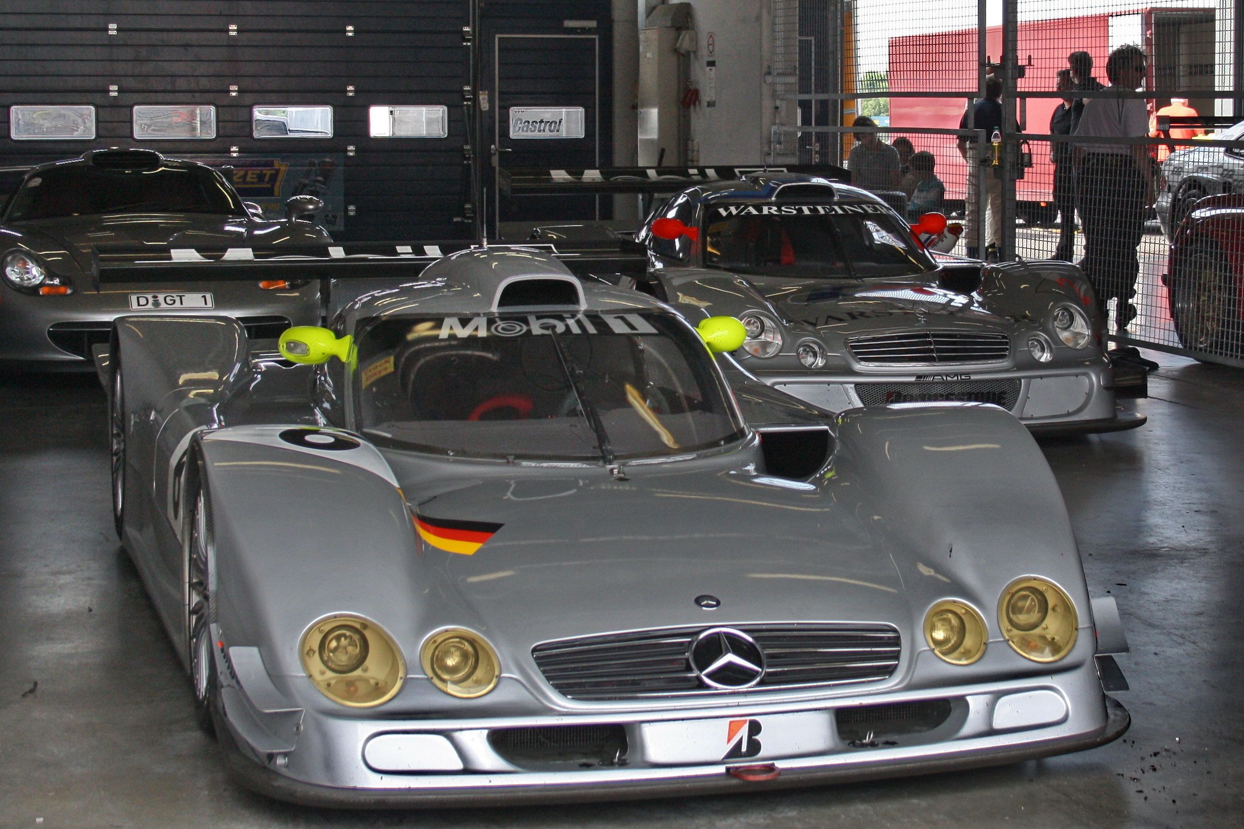The 1999 Mercedes-Benz CLR Was More Of An Airplane Than A Racecar