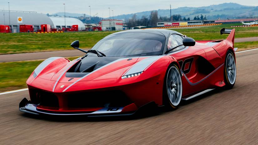 Ferrari FXX-K In Red At Fiorano