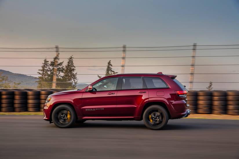 These Are Our Favorite Features Of The Jeep Grand Cherokee Trackhawk