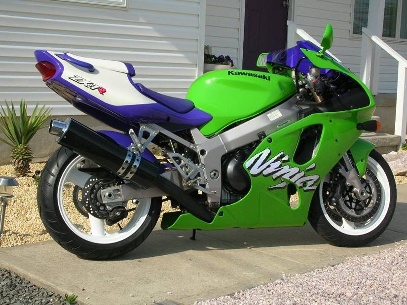 R No Reserve: 2003 Kawasaki Ninja ZX-7R for sale on BaT