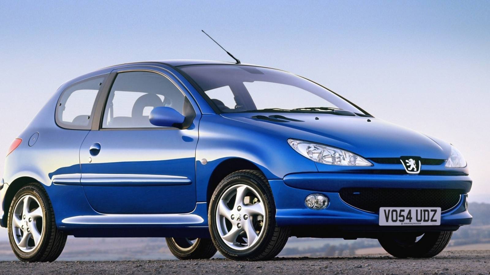Is 206 Here's Why The Peugeot 206 Is Underrated