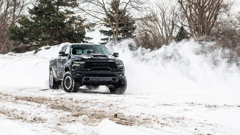 Here's What Makes These 10 Cars Unstoppable In The Winter