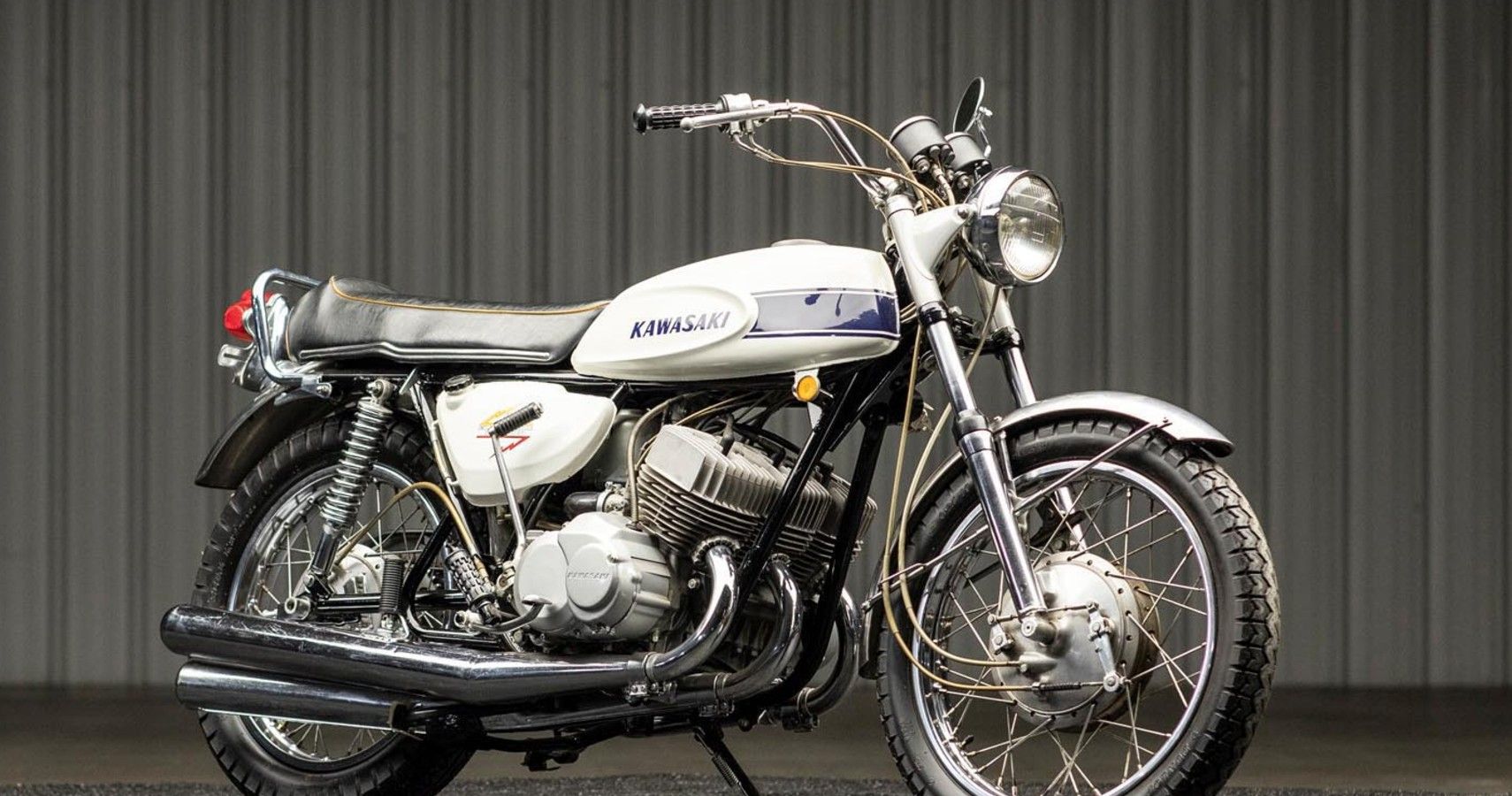 バナーナン Why This 1969 Kawasaki H-1 Mach III Heading To Auction Is A