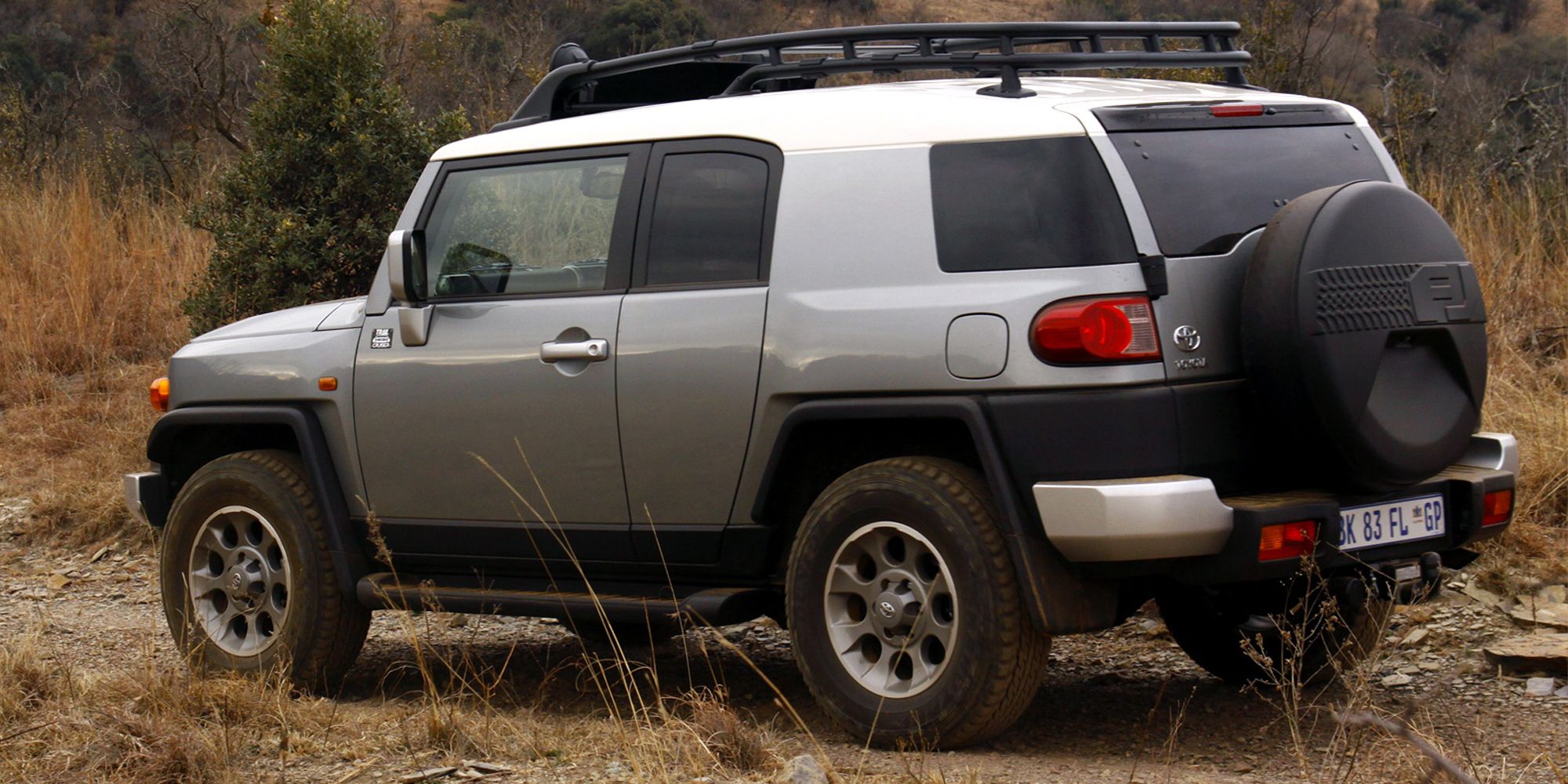 Rear 3/4 view of the FJ Cruiser offroading