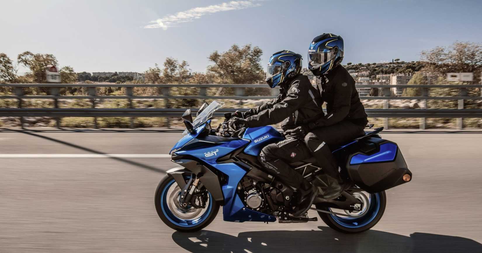 2022 Suzuki GSX-S1000GT+ side view