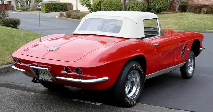 Here's What We Love About The 1962 Chevrolet Corvette