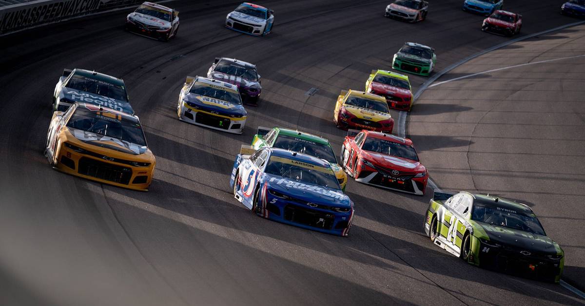 25 Things Gearheads Should Know About NASCAR Race Cars