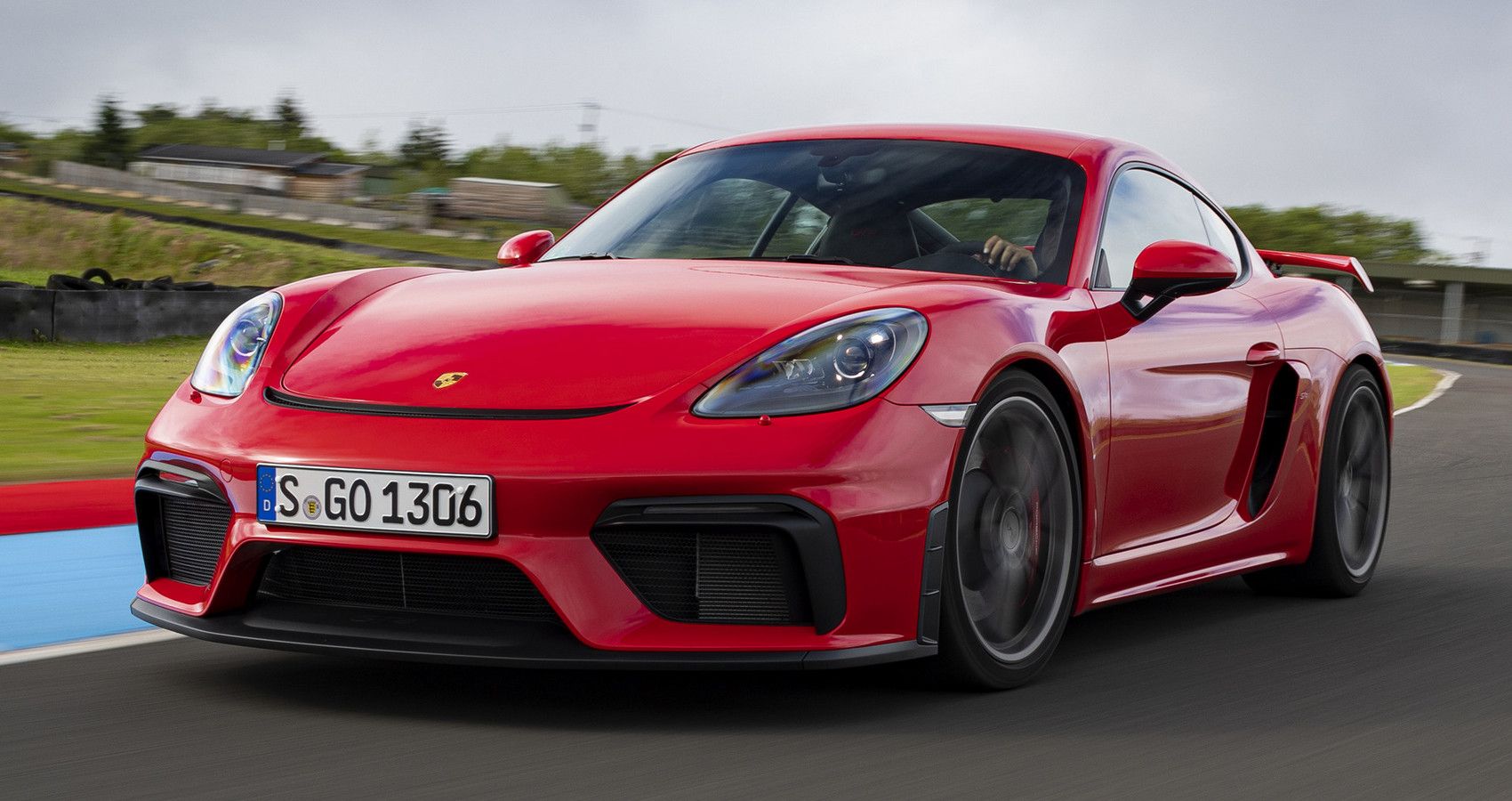 10 Things We Love About The Porsche Cayman GT4
