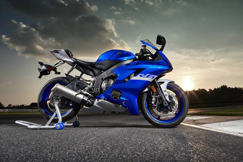 5 Reasons Why We Love The New Yamaha R1 GYTR (5 Reasons Why An R6 Is ...