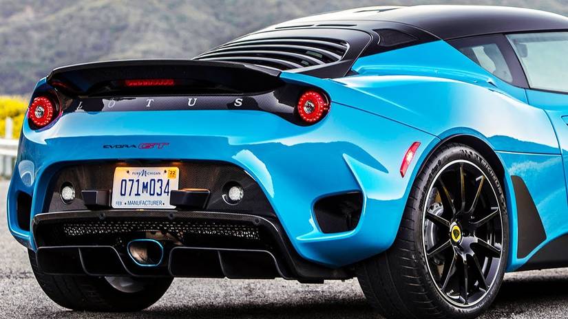 10 Supercars You Didn't Know Had Rear Seats