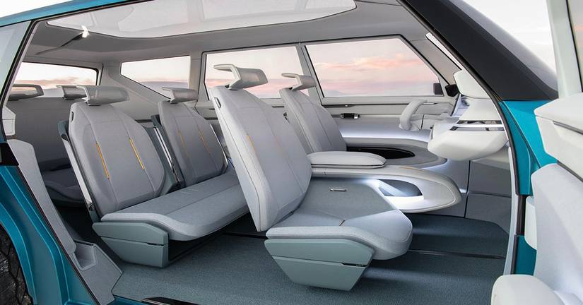 The Kia EV9 Concept Is A High-Tech, Family-Friendly Vehicle