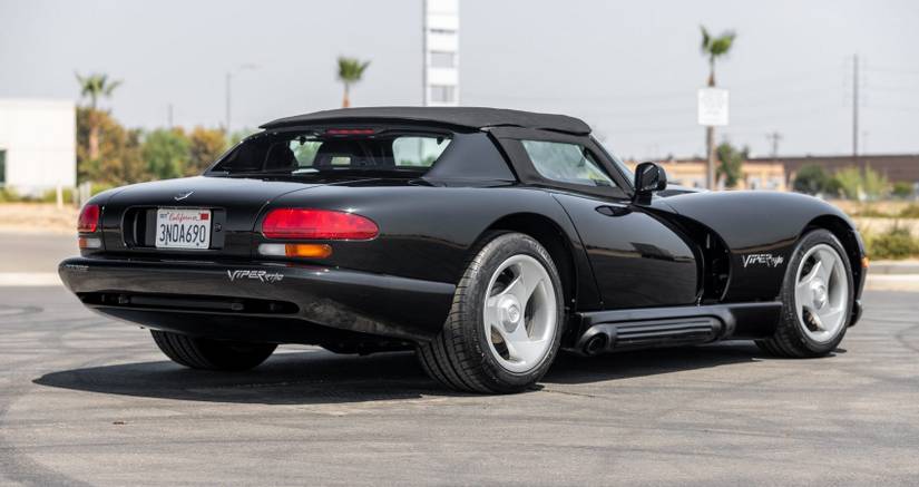 These 10 Supercars Were Really Popular... And Surprisingly Bad
