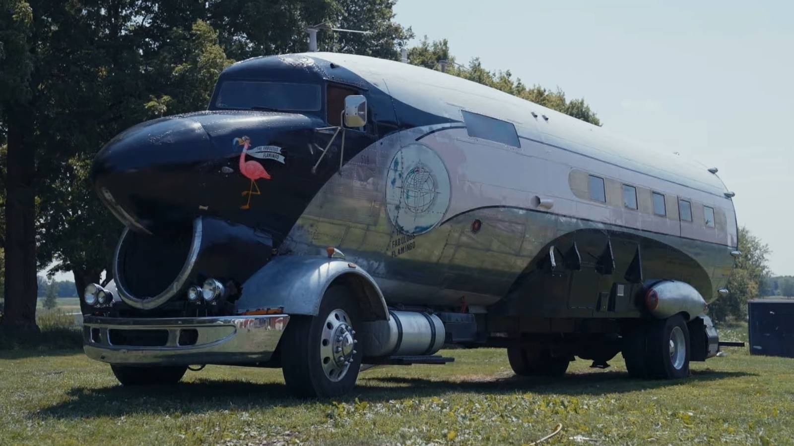 Military Aircraft Turned Into RV Using 'Hillbilly Scientific' Methods
