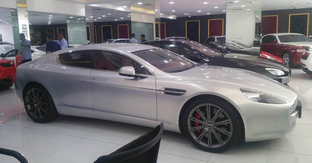 This Is the Best Feature Of The Aston Martin Rapide