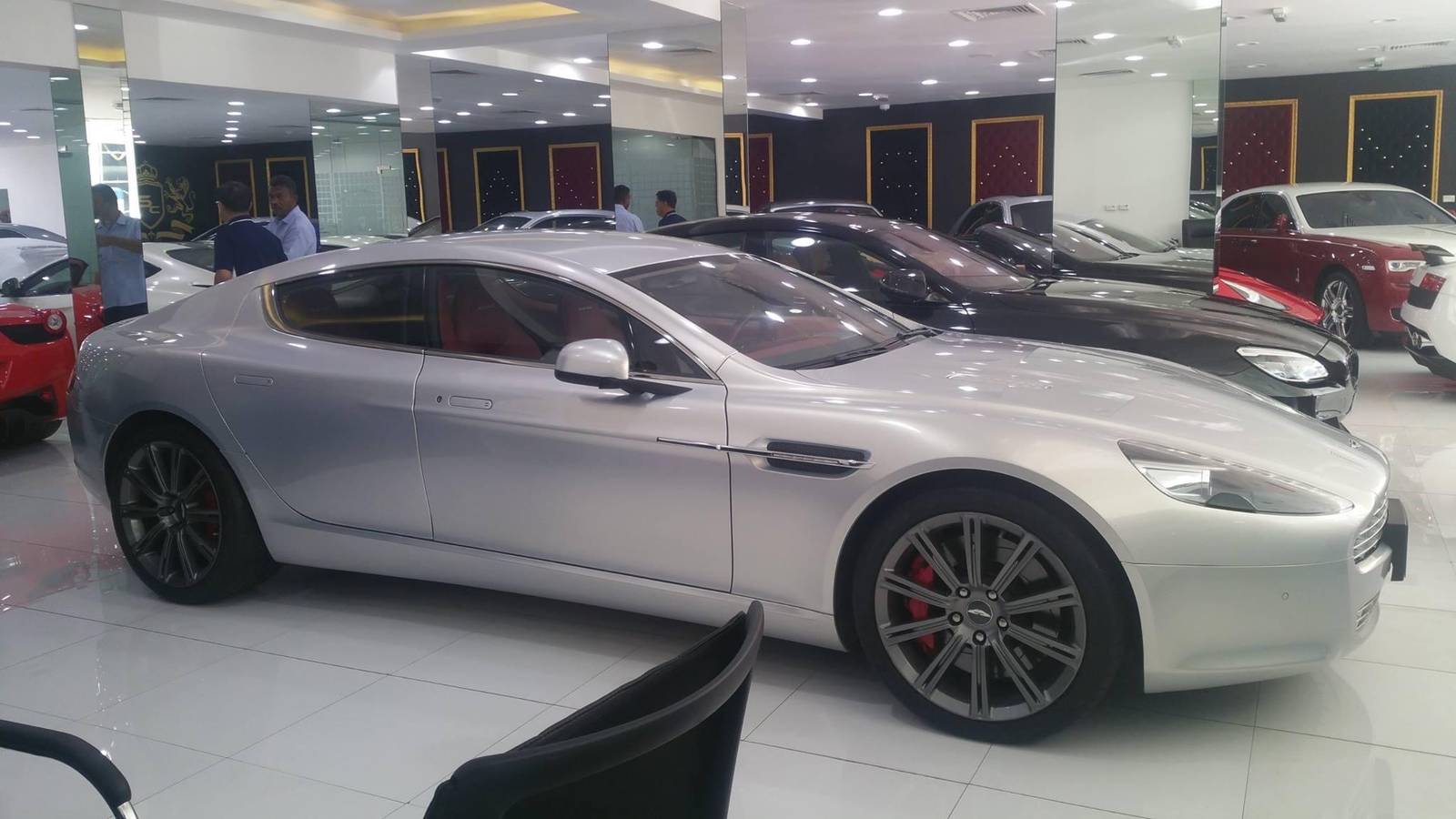 This Is the Best Feature Of The Aston Martin Rapide