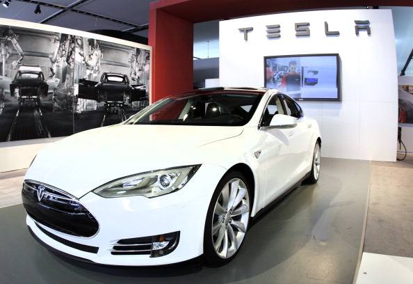 10 Awesome Facts Gearheads Should Know About The Tesla Model S Plaid
