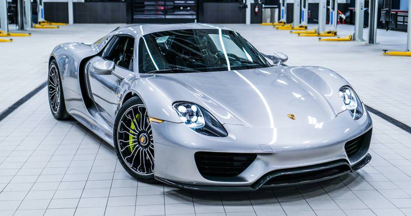 Porsche 918 Spyder prednje tri četvrtine