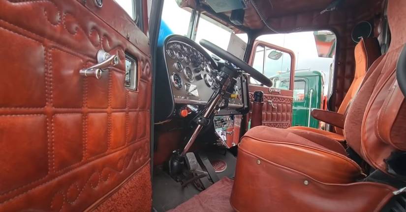 Johnny Cash-Ordered Peterbilt Truck Is Still Original Down To The El ...