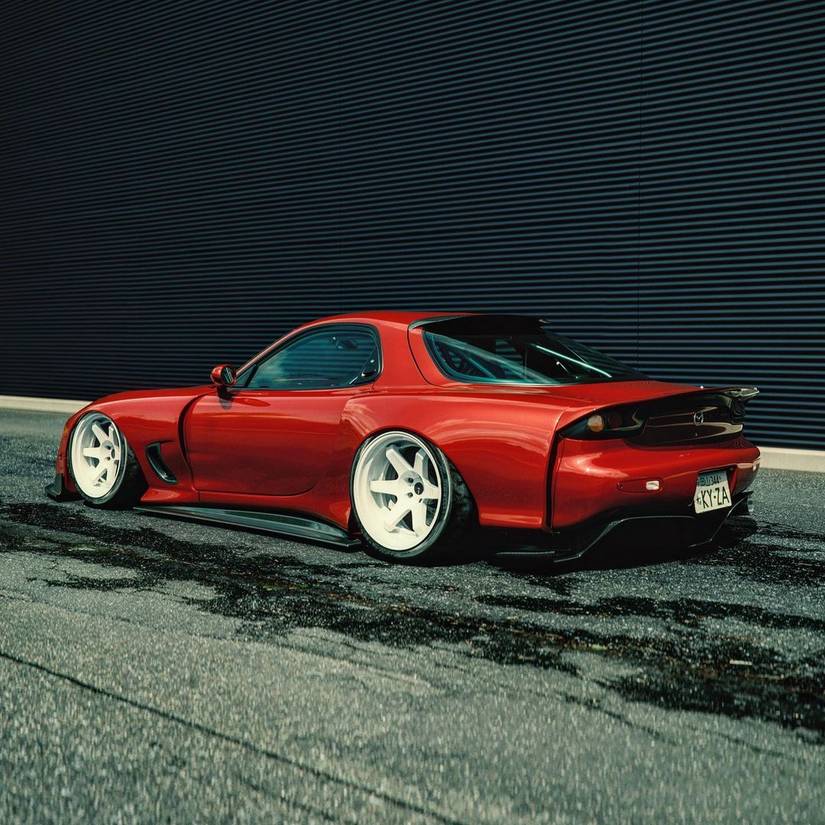 Mazda RX-7 Bodykit Injects Modern Style Into The Iconic JDM