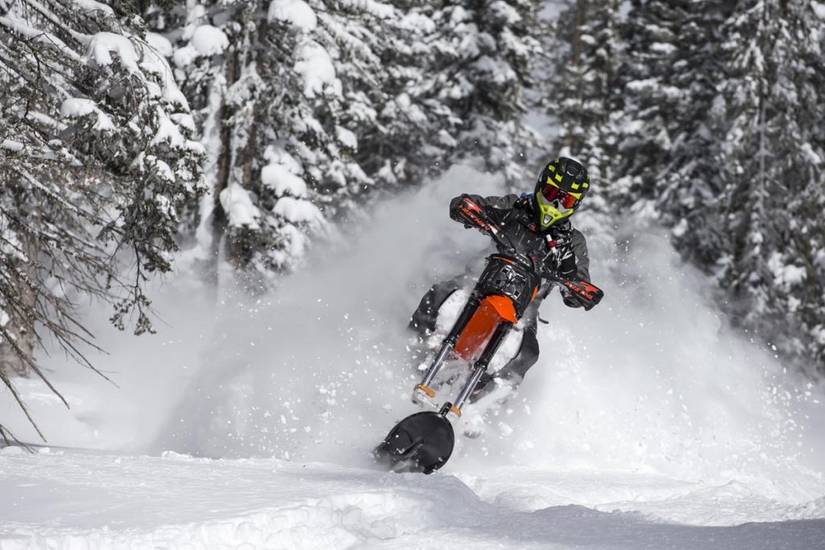 Here Are The Best Motorcycles And Conversion Kits For The Winter (& 3 ...