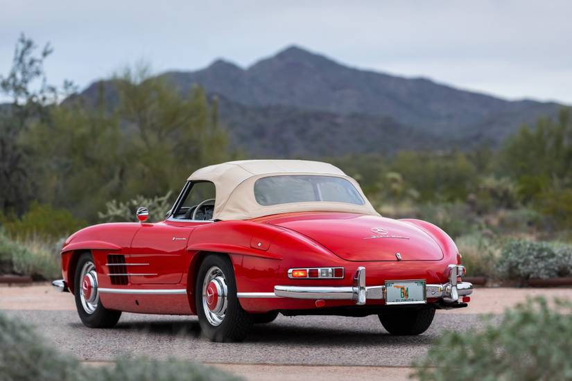 Here's Why This 1959 Mercedes-Benz 300 SL Roadster Is A Car Collector's ...