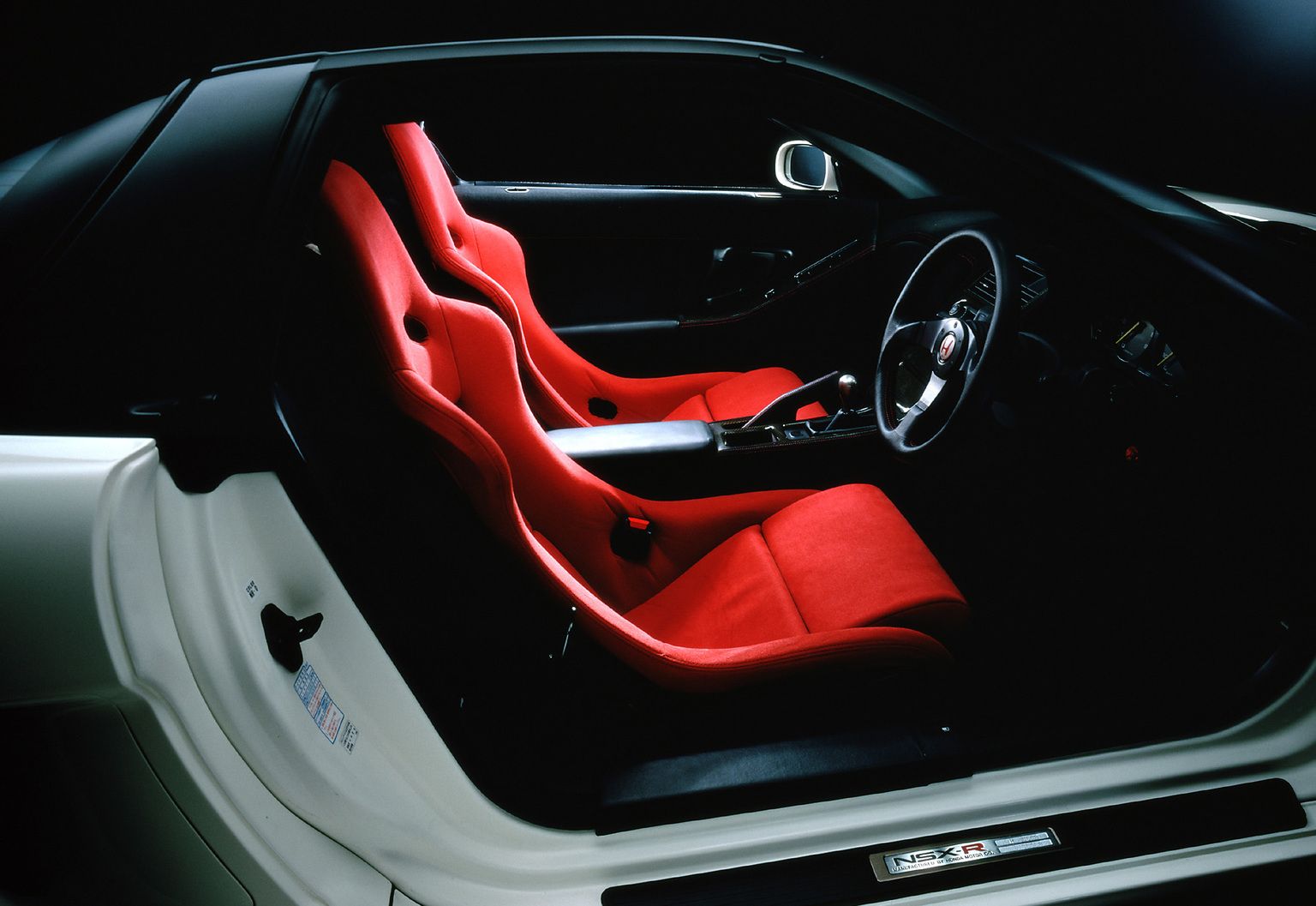 1992 ホンダ　NSX-R カタログ ホンダ NSX-R 1992年式モデル 3.0 MT のスペック詳細 | 新車