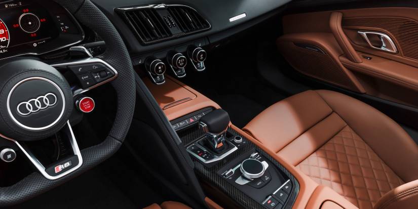 Here's How The 2022 Audi R8 Stacks Up Against The Competition