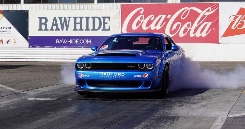 Dcom Drag Racing A Full Day Drag Racing Dodge Demons At Radford Racing School