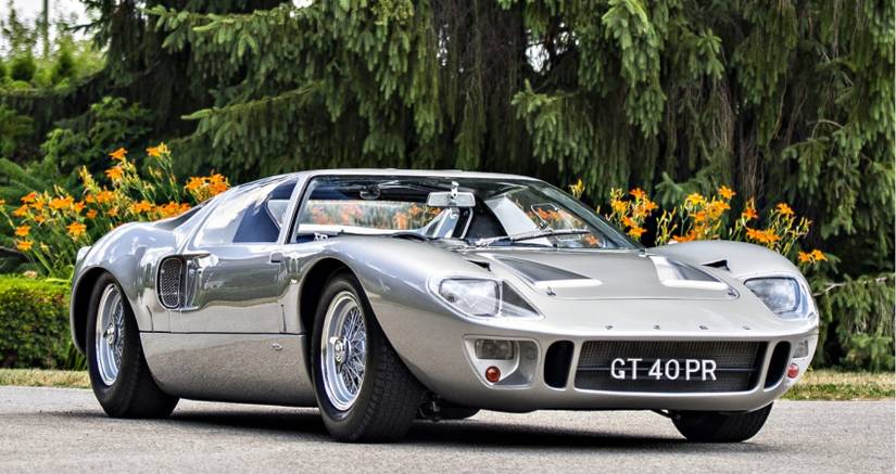 These Are The 10 Coolest Wedge-Shaped Sports Cars