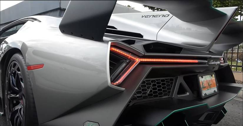 Watch: Lamborghini Veneno Makes A Glorious Ruckus During Dealership ...