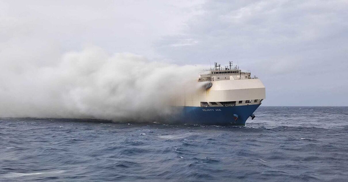 Cargo ship caught in fire 